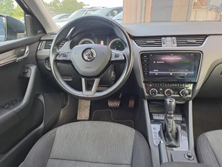 Škoda Octavia Škoda Octavia Combi 1.0 TSI Greentech Style Business | Automaat | Trekhaak | Stoelverwarming | All-seasons | Cruise | - afbeelding nr 6