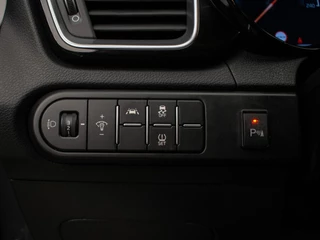 Kia ProCeed Kia ProCeed 1.4 T-GDI GT-Line Sport (APPLE CARPLAY,NAVI,CAMERA,PDC,LED,LANE ASSIST,STOEL/STUUR VERWARMING,SPORTSTOELEN,LM VELGEN) - afbeelding nr 17