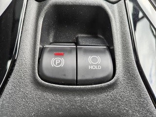 Toyota Corolla Touring Sports Toyota Corolla Touring Sports 1.8 Hybrid Business Plus | Navi | Keyless Entry | Stoelverwarmin - afbeelding nr 21
