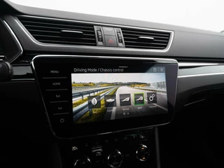 Škoda Superb Skoda Superb Combi 1.4 TSI iV 218pk Laurin & Klement | Leder | Travel Assist | 360 Camera | Stoelventilatie - afbeelding nr 38