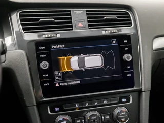 Volkswagen Golf (APPLE CARPLAY, GROOT NAVI, CLIMATE, ADAPTIVE CRUISE, SPORTSTOELEN, LM VELGEN, PARKEERSENSOREN, DAB+, NIEUWE APK, NIEUWSTAAT) - afbeelding nr 23