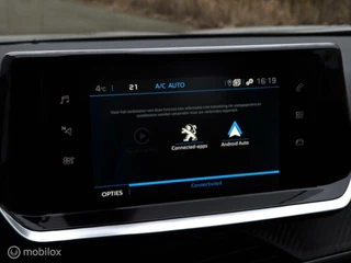 Peugeot 2008 PEUGEOT 2008 1.2 PURETECH AUTOMAAT/CAMERA/FULL LED/KEYLESS/CARPLAY/LANE ASSIST/16''LMV - afbeelding nr 28