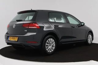 Volkswagen Golf Volkswagen Golf 1.0 TSI Comfortline (PARKEERSENSOREN, CRUISE CONTROL, NAVIGATIE, CARPLAY, NL-AUTO) - afbeelding nr 10