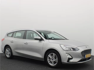 Ford Focus Ford Focus Wagon 1.0 EcoBoost Trend Edition Business AIRCO / NAVI / PDC / BLUETOOTH / CRUISE / CARPLAY / NL-AUTO - afbeelding nr 17