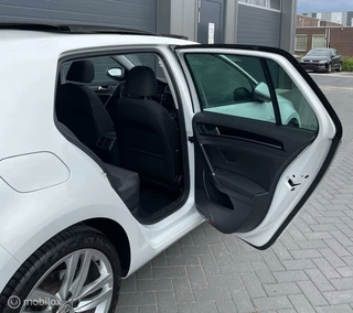 Volkswagen Golf Volkswagen Golf 1.5 TSI DSG 150PK PANO/KEYL/ACC/VOL - afbeelding nr 65