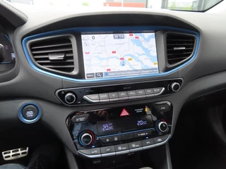 Hyundai IONIQ Hyundai IONIQ 1.6 GDI PHEV Premium Leder Open Dak Trekhaak 2019 - afbeelding nr 28