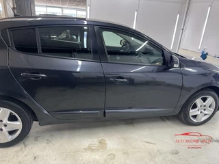Renault Mégane Renault Megane 1.2 TCe Authentique met 1 jaar APK - afbeelding nr 2