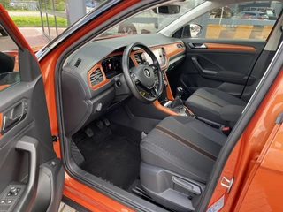 Volkswagen T-Roc Navigatie Camera Virtual Cockpit Clima ACC Extra Getint Glas 17 Inch velgen Mirror LInk Carplay Android Auto DAB 1e Eigenaar NL Auto - afbeelding nr 9