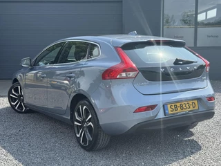 Volvo V40 Volvo V40 2.0 T2 Nordic+ Dealer Onderhouden,Pano,Leder,Navi,Camera,Pdc,Stoelverw,123pk,Clima,Cruise,Lm velgen,N.A.P,6 Bak,Apk tot 06-2026 - afbeelding nr 5
