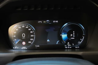 Volvo XC90 Volvo XC90 2.0 T8 Twin Engine AWD R-Design PANO|LUCHT|B&W - afbeelding nr 26