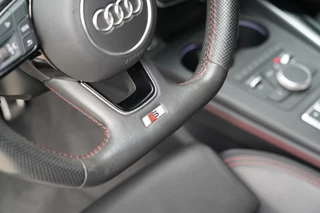Audi A4 Audi A4 Limousine 1.4 TFSI Sport S line black edition - Dealer onderhouden - Ambiance Sfeerverlichting - Lederen interieur - Stoelverwarming - 3-zone climate control - Keyless start - - afbeelding nr 19