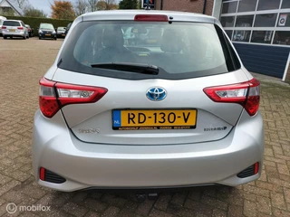 Toyota Yaris Toyota Yaris 1.5 Hybrid Executive - afbeelding nr 4