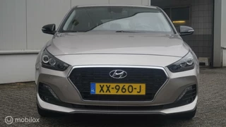 Hyundai i30 Hyundai i30 Fastback 1.0 T-GDI Premium | Dealeronderhouden - afbeelding nr 6