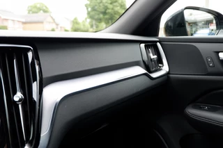 Volvo V60 Volvo V60 2.0 T5 Momentum Scan Line Rijklaar 12MND BOVAG Garantie - afbeelding nr 29