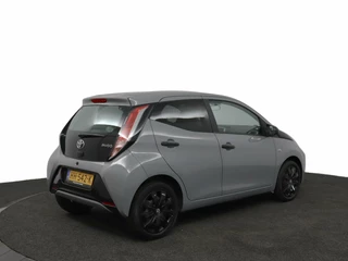 Toyota Aygo Toyota Aygo 1.0 VVT-i x-play Camera Airco Cruise - afbeelding nr 7