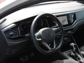 Volkswagen Polo Volkswagen Polo 1.0 TSI 110pk DSG R-Line | Acc | Lane | Camera - afbeelding nr 30