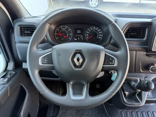Renault Master Renault Master T35 2.3 dCi 180PK **Fabrieksgrantie tot 04-2026** L2H2 Dubbele Cabine Airco Cruise Control Trekhaak Camera APK to 4-2027 - afbeelding nr 19