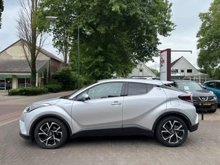 Toyota C-HR Toyota C-HR 1.8 HYBRID EXECUTIVE / LEDER / CAMERA / NAVI / TREKHAAK / 18'' LMV - afbeelding nr 3