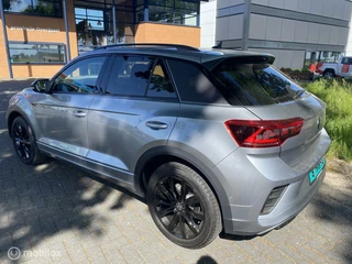 Volkswagen T-Roc Volkswagen T-Roc 1.5 TSI R-Line 18 INCH CarPlay Black Style pakket - afbeelding nr 3
