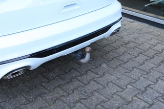 Ford Kuga Ford Kuga 2.5 PHEV ST-Line X | Wegklapbare trekhaak | Winter Pack | 19 inch velgen + rode remklauwen | Bang&Olufsen | Elektrische achterklep - afbeelding nr 43