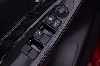 Mazda 2 Mazda 2 1.5 Skyactiv-G Luxury | NAVI | CARPLAY | ECC | CAMERA | VELGEN - afbeelding nr 7