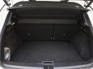 Renault Austral Renault Austral E-Tech full hybrid 200PK iconic esprit Alpine / PANORAMADAK / 360 CAMERA / HARMAN KARDON / HEAD-UP / Carselexy - afbeelding nr 22