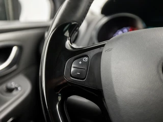 Renault Clio (NAVIGATIE, TREKHAAK, PARKEERSENSOREN, SPORTSTOELEN, GETINT GLAS, LM VELGEN, BASS REFLEX, CRUISE, NIEUWE APK, NIEUWSTAAT) - afbeelding nr 19