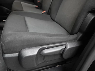 Opel Vivaro Opel Vivaro 145pk Automaat L3H1 Dubbele cabine 6-zits Navigatie Camera Trekhaak Apple carplay Parkeersensoren Cruise control - afbeelding nr 12