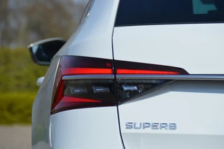Škoda Superb Skoda Superb Combi 1.4 TSI 218 pk  iV Laurin & Klement PHEV trekhaak - afbeelding nr 41