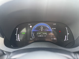 Toyota Yaris Cross Parkeersensoren V+A, Dodehoeksensor, Navigatie , All-in Rijklaarprijs - afbeelding nr 29