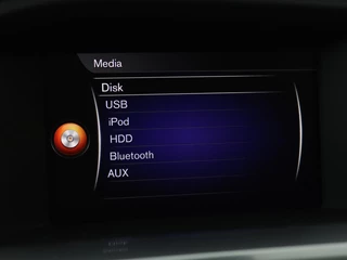 Volvo V60 Volvo V60 1.5 T3 R-Design | Stoelverwarming | Xenon |  Leder/Alcantara | Navigatie | Trekhaak | Parkeerhulp | Climate control | Cruise control - afbeelding nr 20