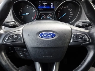 Ford Focus Ford Focus 1.0 Titanium Edition met Navi en WinterPack - afbeelding nr 14