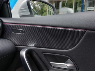Mercedes-Benz A-Klasse Mercedes-Benz A-Klasse 250e Plug-In Hybrid Luxury Line | Origineel NL | Navi | Apple Carplay+Android Auto | Clima | Cruise | Stoelverwarming | Pdc V+A+Assist+Camera | Privacy Glass | 17''lm - afbeelding nr 19
