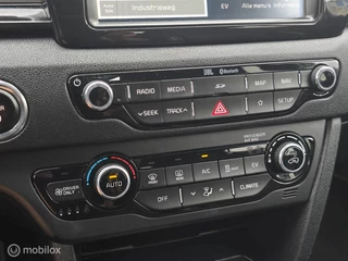 Kia e-Niro KIA E-NIRO EXECUTIVELINE 64kWH LEER ACC CARPLAY CAMERA BTW - afbeelding nr 19