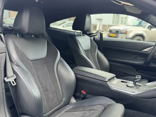 BMW 4 Serie BMW 4 Serie Coupé 430i High Executive | M Pakket | ACC | 18