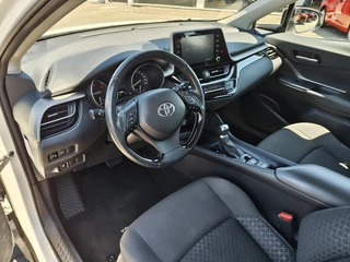 Toyota C-HR Toyota C-HR 1.8 Hybrid Active | Trekhaak | Org. NL! | Andoroid Auto, Apple C - afbeelding nr 26