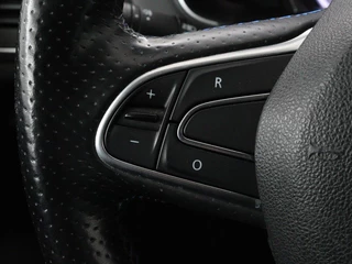 Renault Mégane Estate Renault Mégane Estate 1.2 TCe GT-Line | Leder | Stoelverwarming | Camera  | Cruise control | Trekhaak | LED | Navigatie | Sfeerverlichting | BOSE audio - afbeelding nr 16