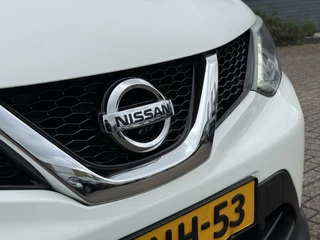 Nissan QASHQAI Nissan Qashqai 1.2 Connect Edition BJ`15 NAP NL PANO Distriketting vv - afbeelding nr 3
