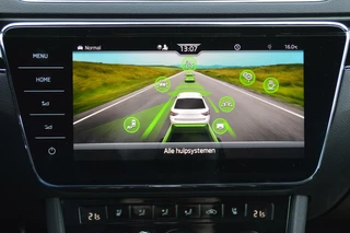 Škoda Superb Skoda Superb Combi 1.4 TSI 218 pk  iV Laurin & Klement PHEV trekhaak - afbeelding nr 77