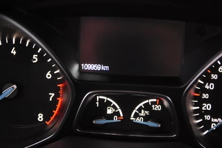 Ford Kuga Ford Kuga 1.5 EcoBoost Titanium *Leer*Navigatie*Stoelverwarming*Park assist* - afbeelding nr 17