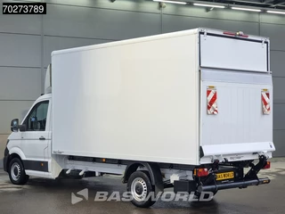 Volkswagen Crafter Volkswagen Crafter 177pk Automaat Laadklep Bakwagen Airco Camera Meubelbak Koffer 19m3 Airco - afbeelding nr 2