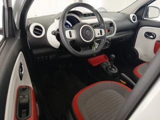 Renault Twingo Renault Twingo 1.0 SCe Intens AUT! 1e Eig! Zondag OPEN! - afbeelding nr 2