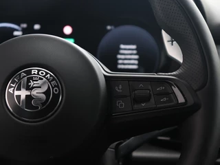 Alfa Romeo Tonale Alfa Romeo Tonale 1.5 MHEV 160 PK Turbo Veloce | Leder | Winter | 360Camera | 19