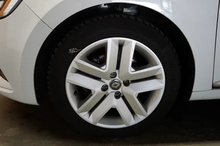 Renault Clio Renault Clio 1.6 E-TECH HYBRID BUSINESS ZEN AUTOMAAT - afbeelding nr 4
