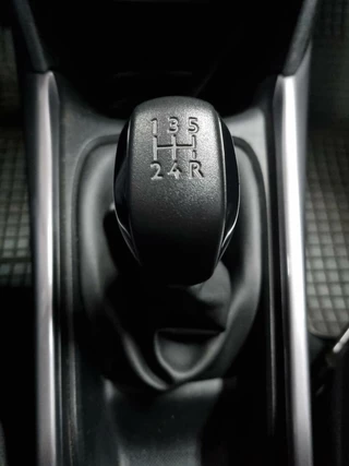 Peugeot 2008 Peugeot 2008 1.2 PureTech Blue Lion / Pano / Trekhaak met afn. kogel - afbeelding nr 30