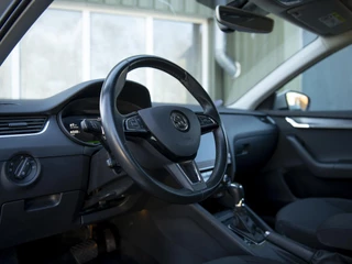 Škoda Octavia Škoda Octavia Combi 1.5TSi 150pk DSG Greentech Style | Virtual Cockpit | Navi & App-Connect | Trekhaak | LED koplampen | PDC achter | Cruise Control Adaptief - afbeelding nr 3