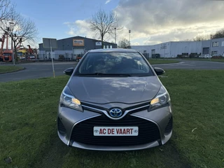 Toyota Yaris Toyota Yaris 1.5 Hybrid Aspiration - FACELIFT/CLIMA/PDC/NAP - afbeelding nr 3