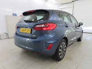 Ford Fiesta Ford Fiesta 1.0 EcoBoost Hybrid Titanium VERWACHT!| Scherm met Carplay/Android auto | Camera | Cruise control | Parkeersensoren - afbeelding nr 2