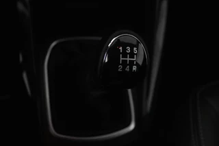 Ford EcoSport Ford EcoSport 1.0 EcoBoost Titanium (TREKHAAK, CRUISE CONTROL, CARPLAY, PARKEERSENSOREN, ACHTERUITRIJCAMERA) - afbeelding nr 20
