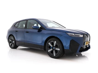 BMW iX xDrive40 High Executive 77 kWh AWD [ 3-Fase-11kW ] {SOH-100%}